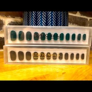 2 SetsStatic Nails Brand New Reusable Pop on Nails
